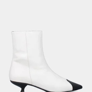 Stivaletto bianco in pelle con dettagli a contrasto