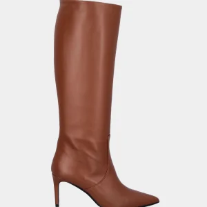 Stivale beige in pelle con gambale a tubo e tacco a stiletto