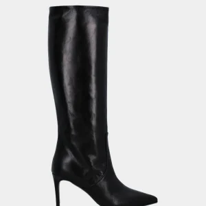Stivale nero in pelle con gambale a tubo e tacco a stiletto