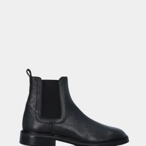 Stivaletto beatle nero in pelle liscio con tacco basso
