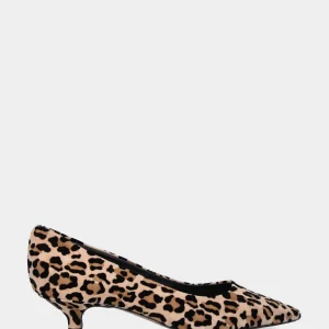 Décolleté in camoscio leopardato con tomaia cucita e rivoltata