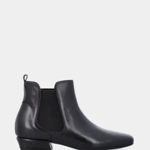 Beatles in vitello nero con tacco fasciato in pelle
