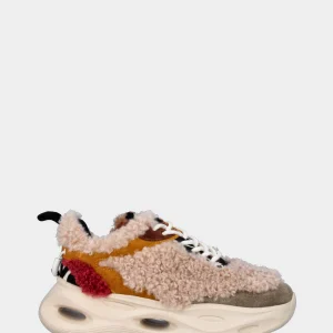 Sneaker in astrakan multicolor con suola monoblocco ondulata e traforata