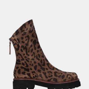 Stivaletto in velour maculato con gambale goffrato e cerniera posteriore