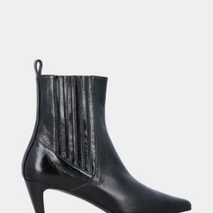 Stivaletto in verlux nero con tacco a coda ed elastici fasciati