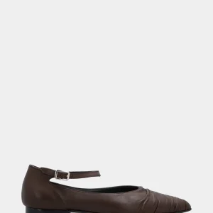 Ballerina Mary Jane in nappa bordeaux con punta sfilata arricciata