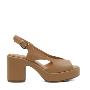 Sandalo modello slingback spuntato 1383