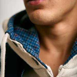 Cardigan Uomo con Cappuccio in Maglia Morbida