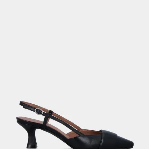 Chanel nera in pelle con fascia in tinta