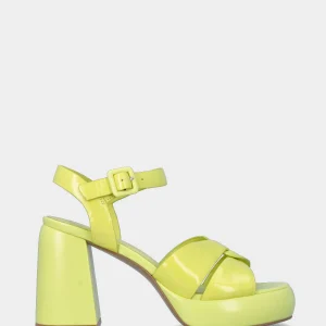 Sandalo con tacco giallo limone in pelle con fasce incrociate