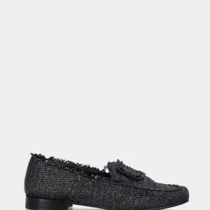 Mocassino nero in fibre naturali con accessorio gioiello