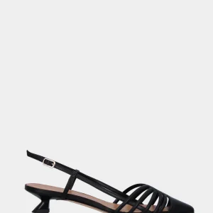 Slingback nera in pelle con listini e punta chiusa