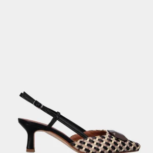 Slingback bicolore nera in rafia intrecciata con bottone sfaccettato