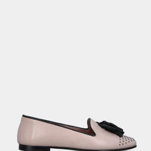 Pantofolina in nappa nude con borchiette e nappine nere