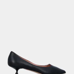 Décolleté in nappa nera con scollo ad onda