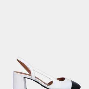 Slingback in vitello bicolore bianco e nero con scollo asimmetrico