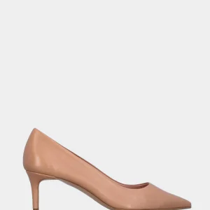 Décolleté in nappa beige con scollo tondo e tacco a calice
