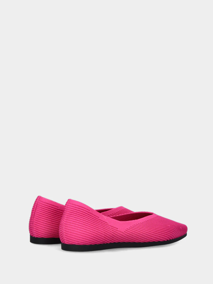 Ballerina in tessuto elasticizzato fucsia con scollo a V e punta sfilata - immagine 4