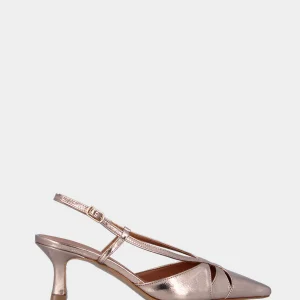 Slingback in laminato oro con intagli in pianta e listini a Y
