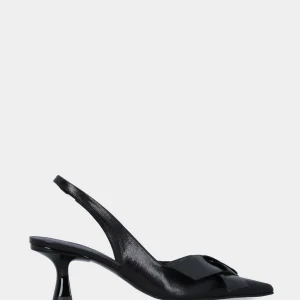 Slingback in vitello nero con fascetta annodata in pianta
