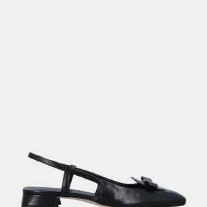 Slingback in vitello nero con tacco a blocco e fascetta a fiocchetto