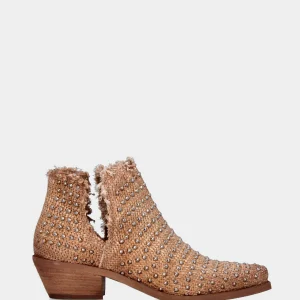 Camperos in rafia beige con borchie e aperture laterali